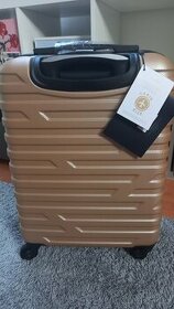 Menší kufr, kabinové zavazadlo - nový