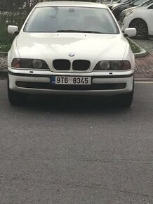 BMW 523ia E39 - 1