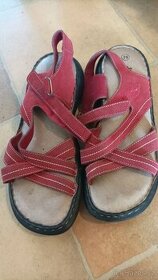 Dámské kožené sandály vel 39