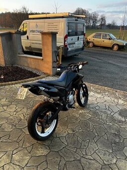 Yamaha XT 125 X/Malaguti X3M Motard