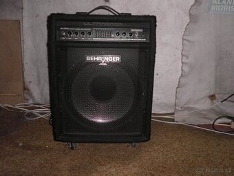 Behringer ultrabass