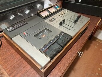 Tape deck Aiwa AD-1600 Krasavec s luxusním zvukem