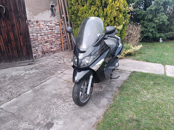 skútr Piaggio x-evo 125