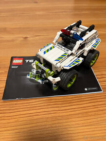 LEGO 42047 Policejní zásahový vůz