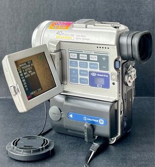 Sony Handycam DCR-PC100E – digitální miniDV kamera