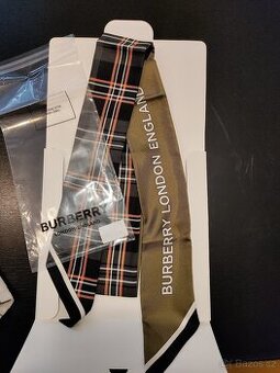 Multicolour scarf/ Vícebarevný šátek BURBERRY - 1