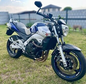 Suzuki GSR 600