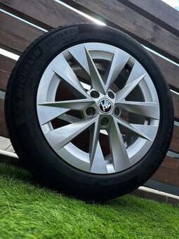 Alu kola 5x112 r17 s letnim pneu (4o)