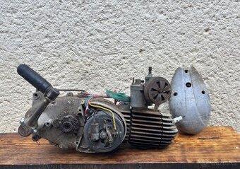 Motor jawa 555 55