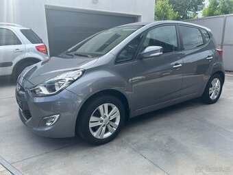 HYUNDAI ix20 1.4i 66 KW PDC TEMPOMAT VYHŘ.SEDADLA 2xALU KOLA