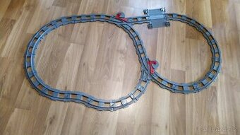 Set Lego Duplo koleje k vláčku