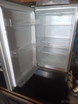 Lednice s mrazákem AMICA VC 1613 AS