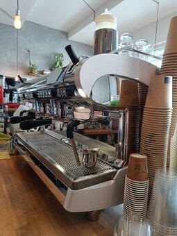Nuova Simonelli Aurelia II Wave Volumetric LED 2GR – BÍLÁ - 1