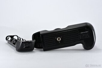 Nikon MB-16 pro Nikon F80