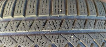 Zimní pneu Continental WinterContact TS850P - 215/65 R16
