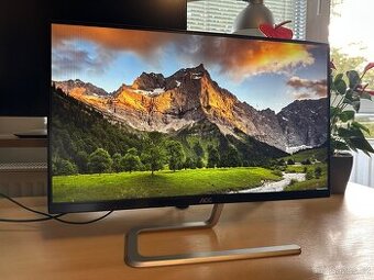 IPS monitor 24”