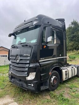 Mercedes-Benz Actros 18450 VIN je 2018