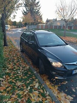 Hyundai i30 1,4 benzin 2011