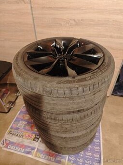 VW Arteon Chennai Alu kola 5x112 R19 ET40 +letní pneu - 1