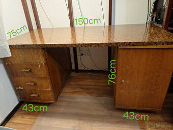 Velký psací stůl 150cm x 75cm