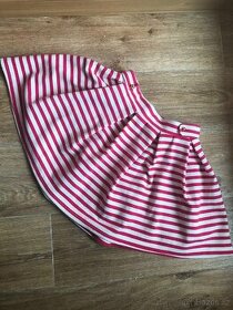 Dětská teplejší sukně. Velikost 128.