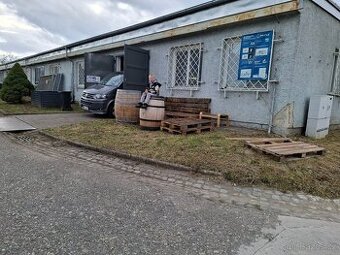 Pronajmu prostory v olomouci 100m2 nebo 200m2 - 1