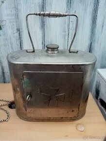 krabička s maltezským křížem