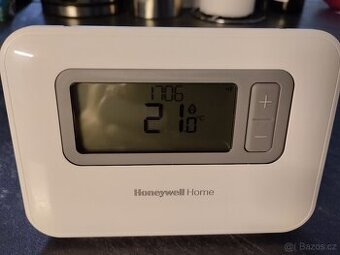 Chytrý bezdrátový termostat Honeywell tr3