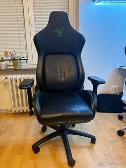 Herní židle Razer Iskur V1 - původní verze, cena k jednání