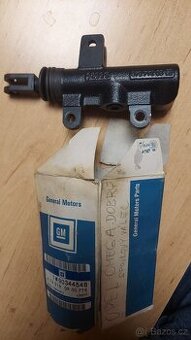 Hlavní spojkový válec Opel Omega