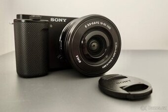 SONY Alpha ZV-E10 + 16-50 mm