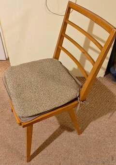 🪑 Sada 4 retro židlí – poctivý dřevěný design