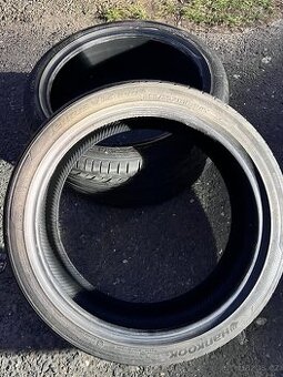 2ks Hankook ventus v12 evo2 255/35/18