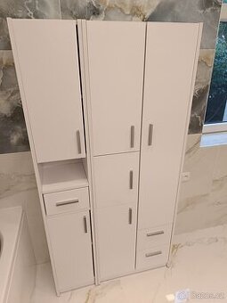 Vysoké koupelnové skříňky do koupelny Sanha - Nové, nepoužit