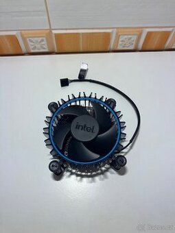 Intel Laminar RM1 – stock chladič LGA1700