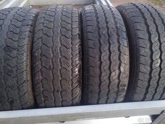 205/70 R15C
