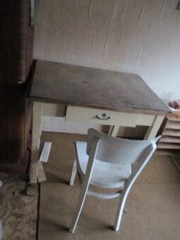 starož.Stůl+židle + na 2. fotce štokrle