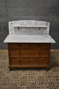 Komoda s mramorem
