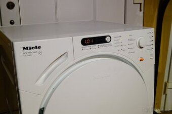 Sušička Miele T7744C softtronic na 7 kg - kondenzační