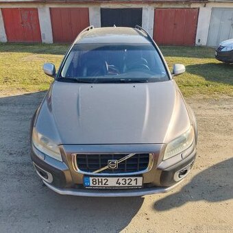 Volvo XC 70 AWD LEVNĚ