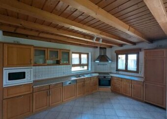 Buková linka z masivu se spotřebiči,6530