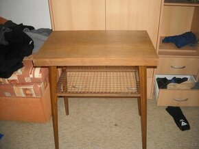 Televizní stolek retro