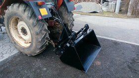 Hydraulická lopata za traktor