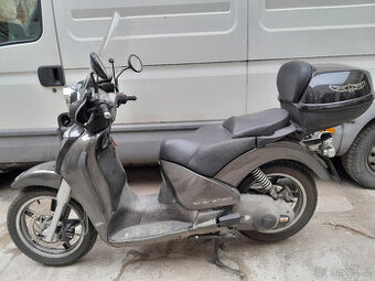 APRILIA SCARABEO 250
