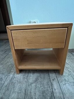 Noční stolek
