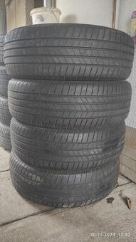 Letní pneu Bridgestone 235/65 r17