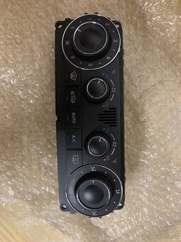 Panel klimatizace Mercedes Benz