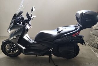 Yamaha XMAX 400