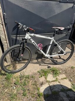 Kolo Fort 26, M, Shimano Deore Lx - 1