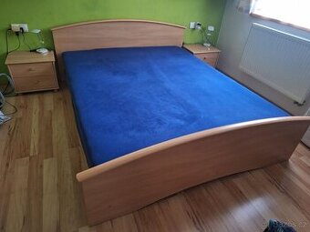 Manželska postel š.160cm d200cm s ůložným prostorem